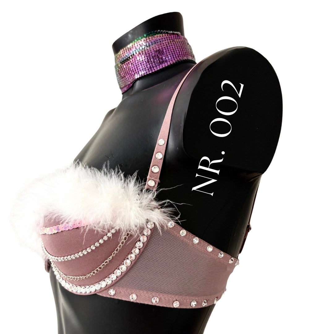 NR. 002 Size: 75B /34B